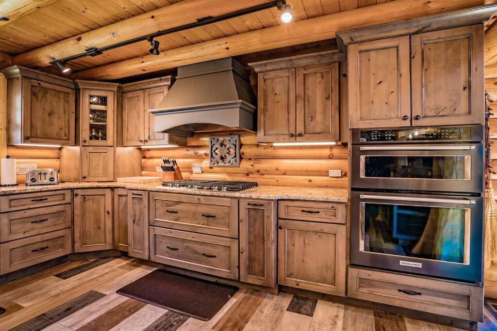 Roaring Fork Lodge Гатлинбург Экстерьер фото